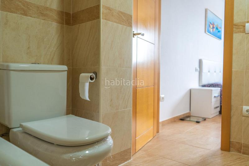 Foto 95d46a51-a1e3-4d42-9f8f-60dac2c28ab7. Piso luminoso piso en segunda planta con piscina comunitaria en Deltebre