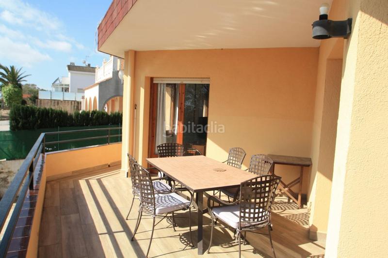 Foto 27a02931-d9e6-48d4-bff3-3e8cf02076e2. Casa bonito chalet frente al mar en lampolla con piscina privada. en Perelló (El)