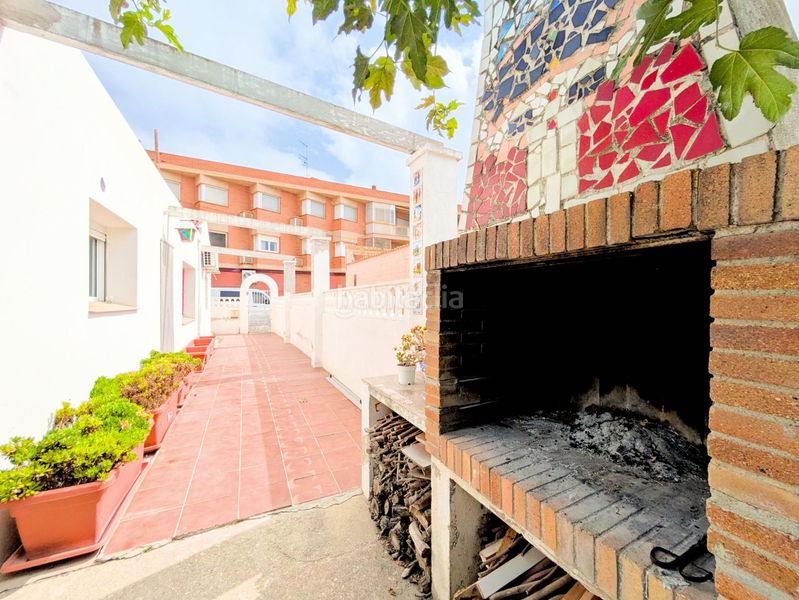 Foto 2de1c559-fec4-47be-8045-48a02e6f02db. Casa amb aparcament a Deltebre