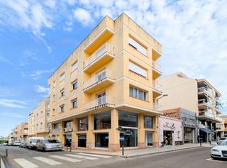 Edificio en Centre. Edificio en venta en la ràpita