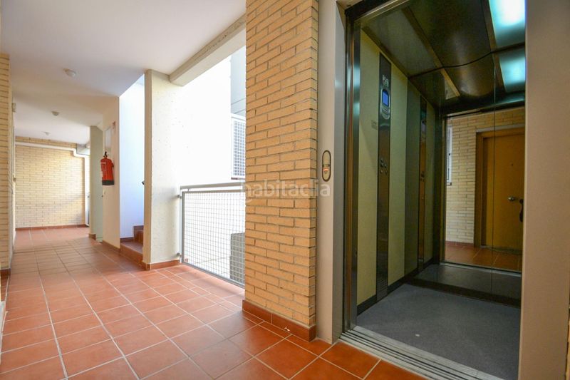 Foto 96d4a3b6-ef91-4050-93dd-bf46eb8d1f81. Pis amb aparcament a Deltebre
