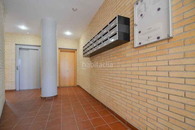 Foto f2fa5d06-e45b-4fac-b63e-18af4fe5bae2. Pis amb aparcament a Deltebre