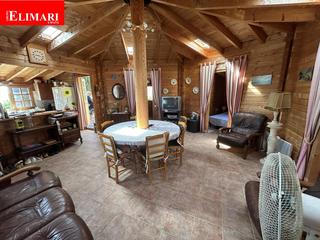 Maison à Sant Jaume d´Enveja. Acogedora caseta de madera en els muntells, sant jaume denveja