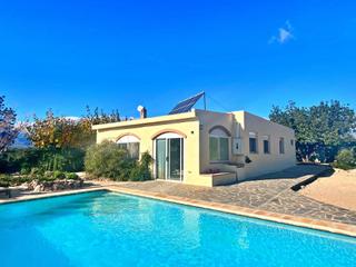 Xalet a Roquetes. Chalet en roquetes