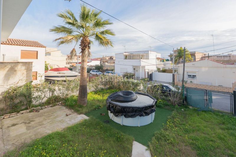 Foto bdcb3a34-142e-4e30-a784-749158d73682. Casa amb aparcament a Deltebre