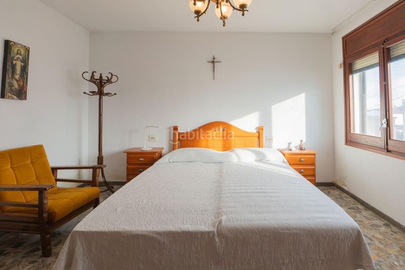 Foto d0dc56b9-960c-4dea-a729-3d6cc7068de4. Casa amb aparcament a Deltebre