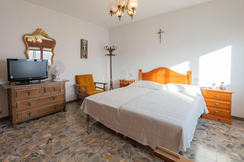 Foto dff1d49a-0d81-4af6-9ffe-6043b44b6b5e. Casa amb aparcament a Deltebre