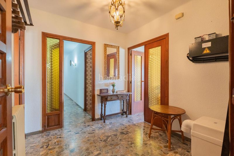 Foto e10ad6c7-c6c3-4e29-b236-2da574609719. Casa amb aparcament a Deltebre