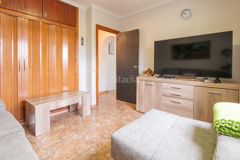 Foto 45ba22cf-b25c-49d6-980d-23cc5d49824f. Casa a Deltebre