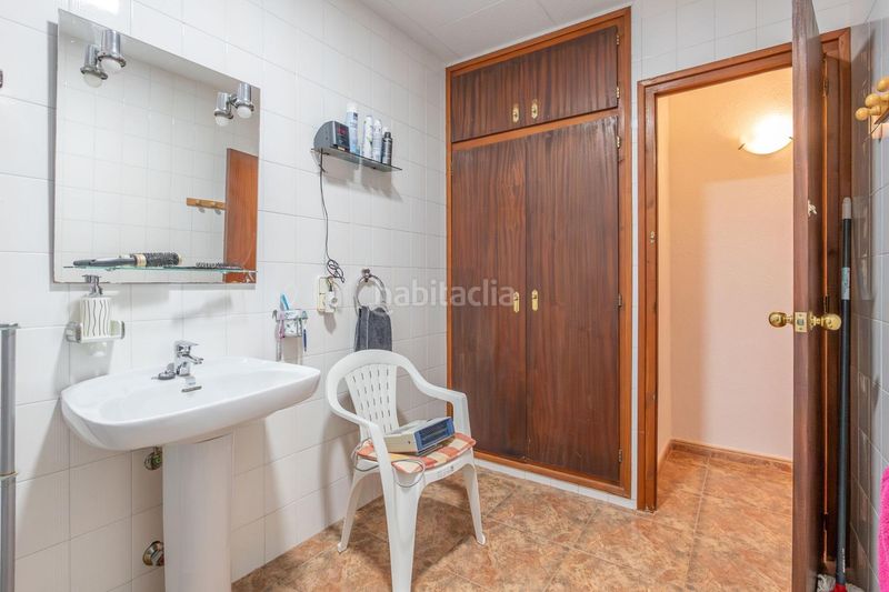 Foto ac3a9999-eb72-46c5-929a-eb40b476d667. Casa a Deltebre