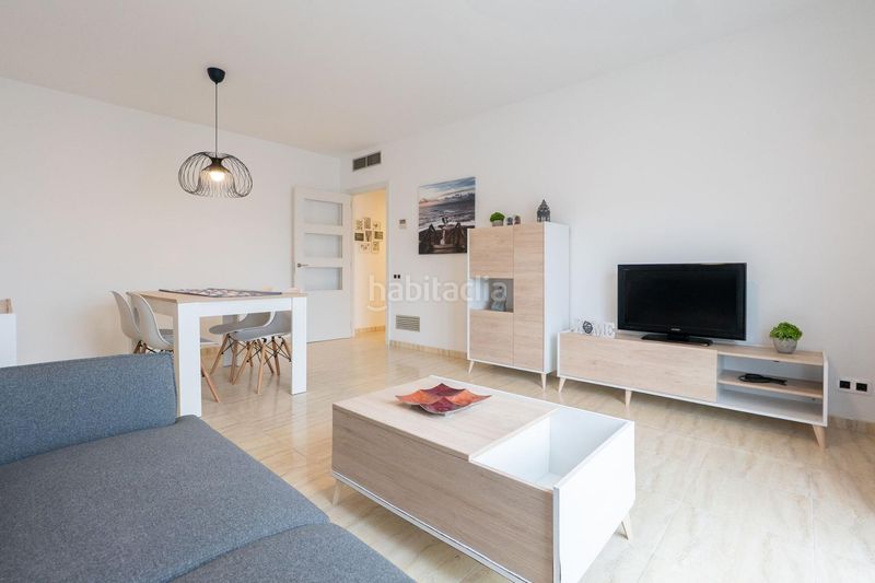 Foto 8cff8ac6-2bc1-4472-9401-39855750ce77. Pis a Deltebre