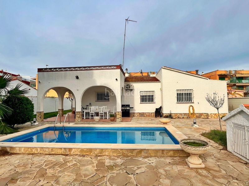 Foto dcadd7a5-24e5-47dd-ae66-4a7741ab42eb. Xalet amb calefacció piscina a Eucaliptus - Poble Nou del Delta Amposta