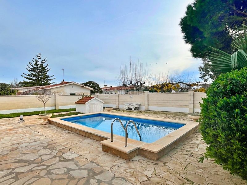 Foto f82cd5ea-5763-40f0-9f8c-b69f1574dea8. Xalet amb calefacció piscina a Eucaliptus - Poble Nou del Delta Amposta