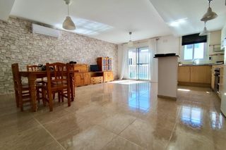 Duplex in Sant Jaume d´Enveja. Dúplex sant jaume amplitud, luz y calidad de vida