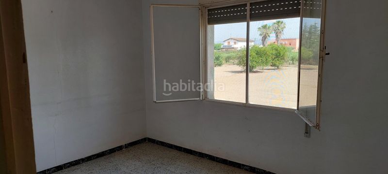 Foto 749c2a8c-df50-49eb-a61a-e27904d6cfd7. Casa a Deltebre