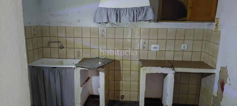 Foto af3a8b21-7afa-4121-bb15-e97d4febec62. Casa a Deltebre