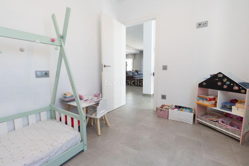 Foto 01babf84-4979-488f-9acb-536c3a2e3ae8. Casa amb aparcament a Sant Jaume d´Enveja