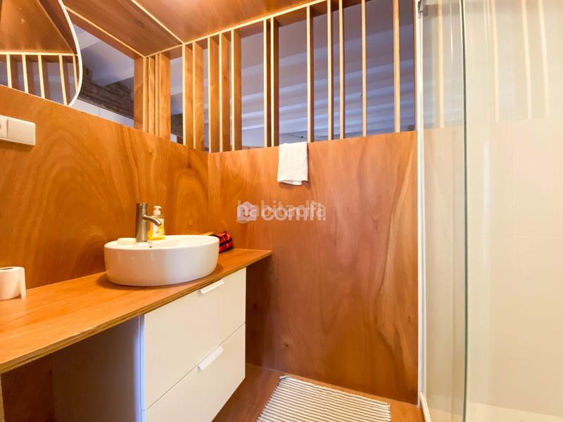 Foto 35c7b278-8324-4bf5-8a2c-11bb7ca57db3. Piso en Raval Barcelona