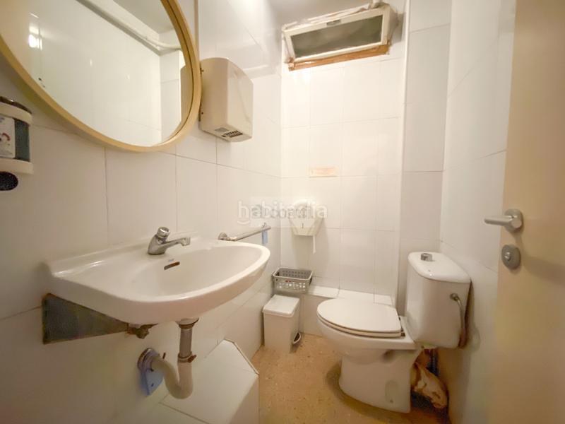 Foto 5b3f5c7a-cc7b-4ff6-b6ca-eea2aaae1892. Alquiler local comercial en Dreta de l´Eixample Barcelona