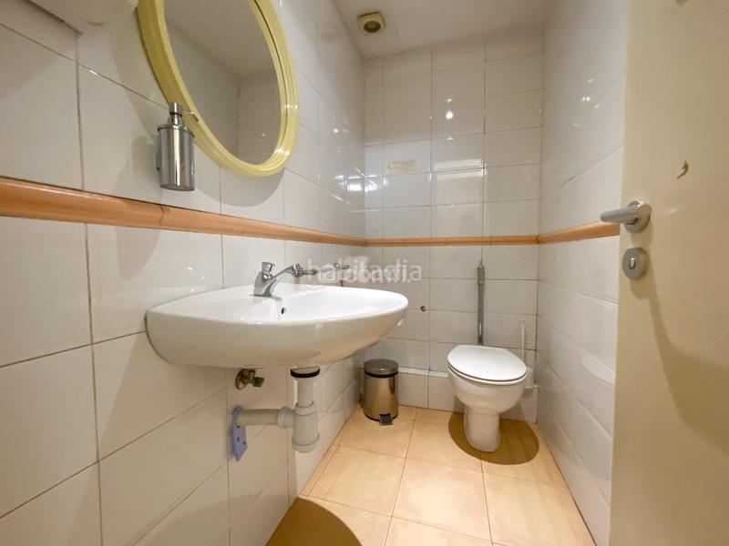 Foto dbe8e873-2ca0-4f24-ada7-3fe2b7490a01. Affitto locale commerciale in Dreta de l´Eixample Barcelona