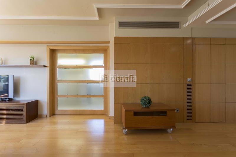 Foto 9d01acdc-c017-4ab5-a611-38d68ae933d4. Casa en Palau Girona