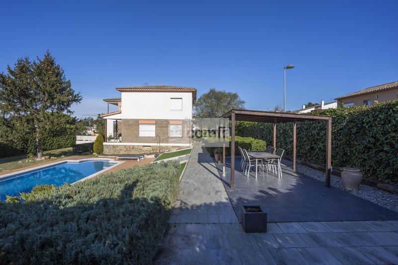Foto 9df115c3-3c0a-4b53-921d-df827d144453. Casa en Palau Girona