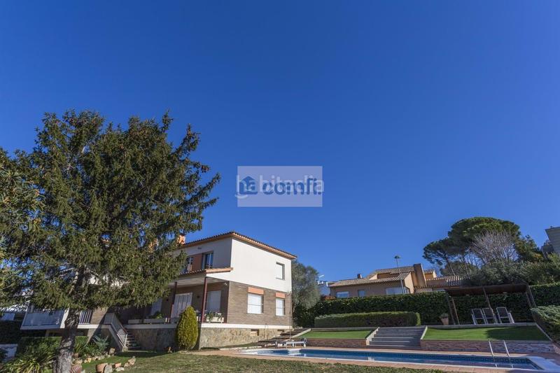 Foto e2b0fcc4-54c4-493d-b491-f8459d524922. Casa en Palau Girona