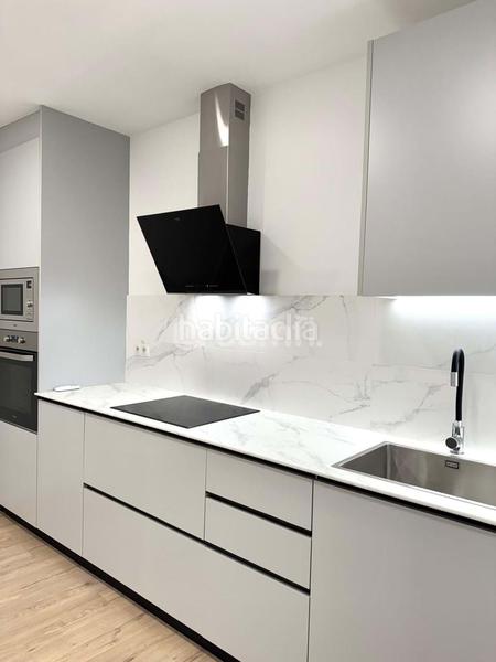 Foto 15a575c3-71cc-4264-b843-71fab0d8f5a7. Pis a Hostafrancs Barcelona