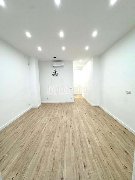 Foto c7f7186f-2d96-4eda-b696-a44fc9f6b2da. Piso en Hostafrancs Barcelona