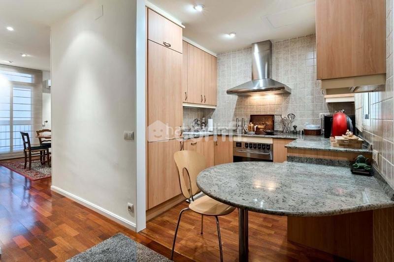 Foto 288dd602-e03f-4145-998c-ae28f3b3dba7. Appartamento in La Nova Esquerra de l´Eixample Barcelona