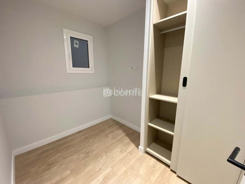 Foto a632eff1-e5c7-4110-badf-68d29baca005. Piso en Sant Antoni Barcelona