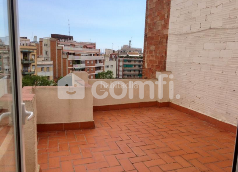 Foto 9f0d5508-8edd-435b-a1d7-1c44a53cc97c. Edificio en Guinardó Barcelona