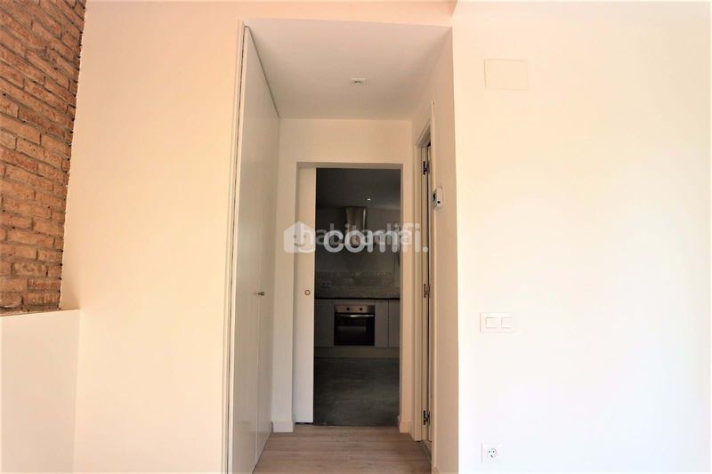 Foto 79b2bc2b-2d57-4f37-bd67-808cae9f1cdf. Pis a Raval Barcelona