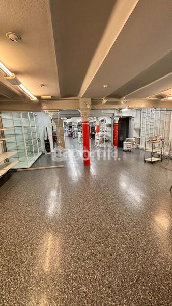 Foto b7c396ed-fad2-4667-8fdf-5ce60bede35d. Lloguer local comercial a Dreta de l´Eixample Barcelona