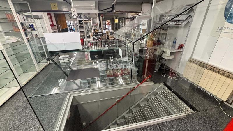 Foto b368a829-da98-4840-a57b-37cab6af6e04. Lloguer local comercial a Dreta de l´Eixample Barcelona