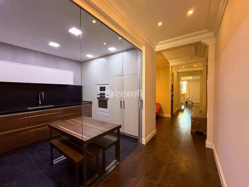 Foto 212ea08d-7046-4fad-a667-a010d2a2a827. Miete etagenwohnung mit heizung in L´Antiga Esquerra de l´Eixample Barcelona