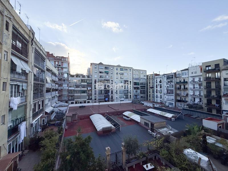 Foto 378f7111-4c74-4de8-9c77-a2ae5bc76220. Miete etagenwohnung mit heizung in L´Antiga Esquerra de l´Eixample Barcelona