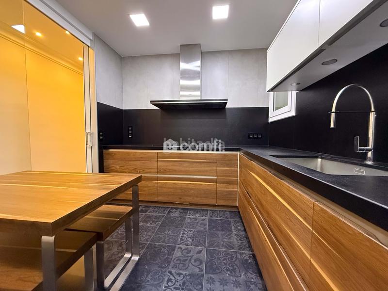 Foto 242d89a5-af72-4ad1-8d36-90b1f0fbd1db. Lloguer pis amb calefacció a L´Antiga Esquerra de l´Eixample Barcelona