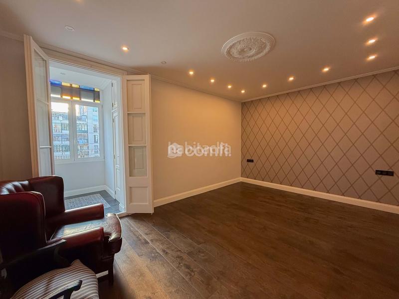 Foto 671043bd-f2a0-4f93-b0bb-fbbfcb5e4a5a. Lloguer pis amb calefacció a L´Antiga Esquerra de l´Eixample Barcelona