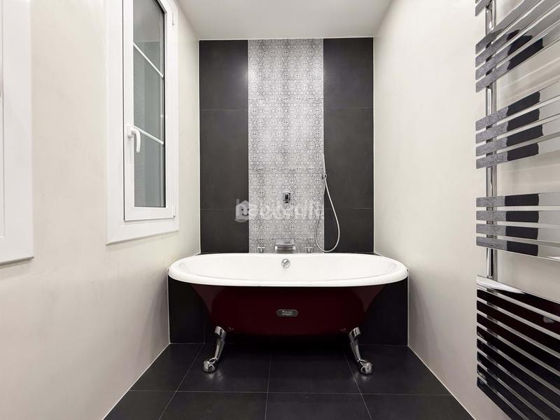 Foto cfdae103-e232-4fc7-8fe5-ba4d89f8c6e8. Lloguer pis amb calefacció a L´Antiga Esquerra de l´Eixample Barcelona