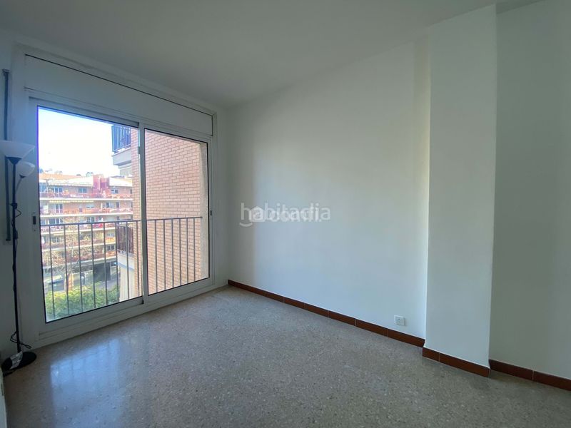Foto 486989f4-f892-412b-abac-5ccaf255c9dd. Pis a El Clot Barcelona