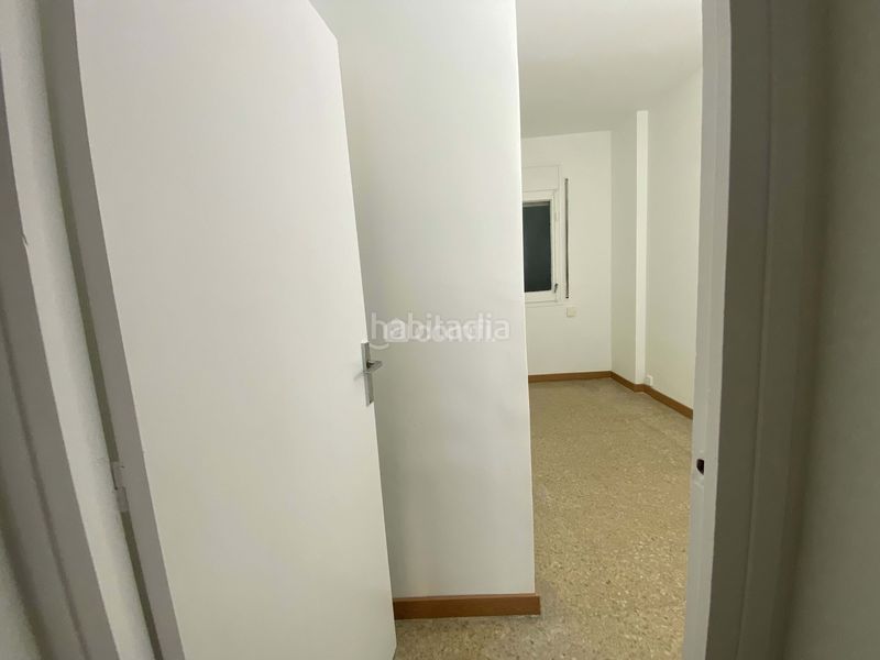 Foto c826a94f-bd8e-4f83-b990-9e8a99afad49. Pis a El Clot Barcelona