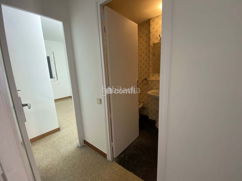 Foto f0e11d63-3516-483a-949b-086a5e118fa6. Pis a El Clot Barcelona
