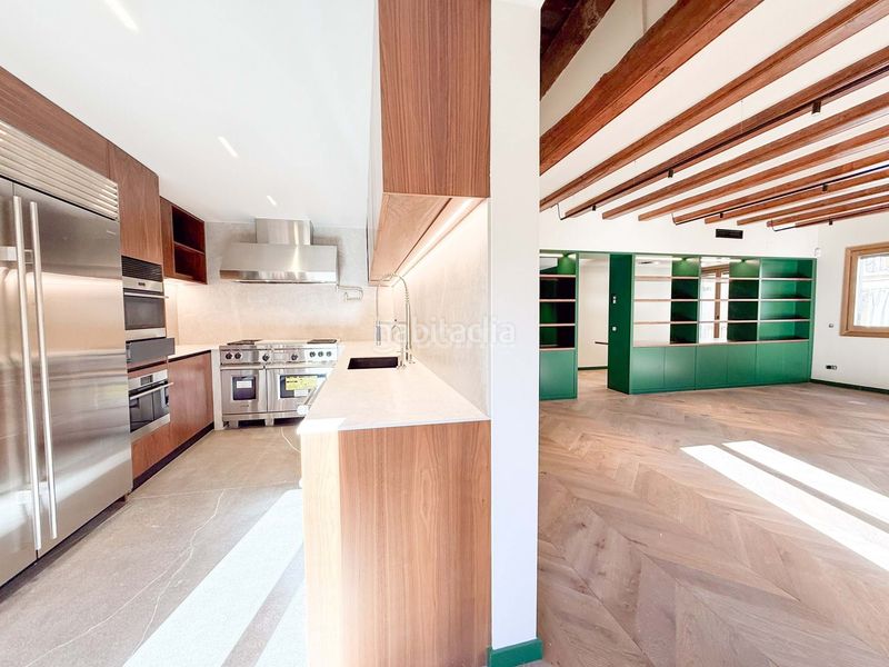 Foto 3f230d5b-3801-4909-9101-a1ac402ee8d2. Ático en St. Pere - Sta. Caterina - El Born Barcelona