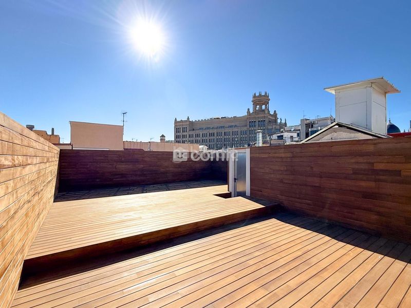 Foto 5a0af306-0f24-4324-8a36-d8cbe30cba23. Ático en St. Pere - Sta. Caterina - El Born Barcelona