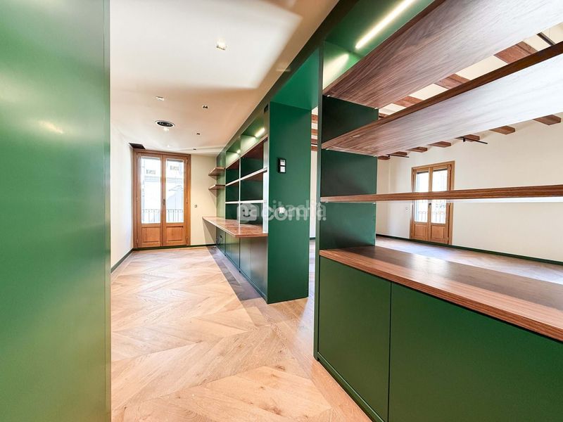 Foto 849fbfa4-e756-4e9c-af0e-5c9ad0090af5. Ático en St. Pere - Sta. Caterina - El Born Barcelona