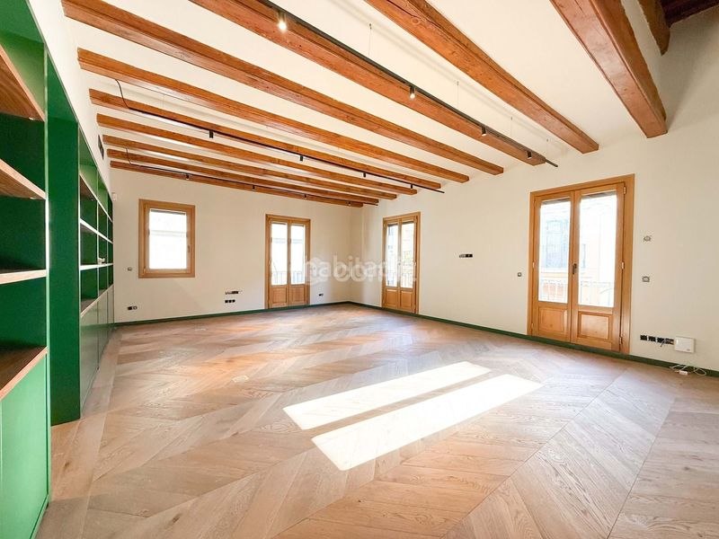 Foto a5ac6e58-7b2e-444c-a262-d8b39e6b6f74. Ático en St. Pere - Sta. Caterina - El Born Barcelona