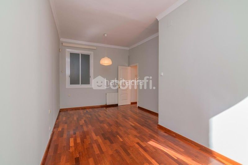 Foto 3c2248eb-c057-42e4-a897-1df219380136. Piso en L´Antiga Esquerra de l´Eixample Barcelona