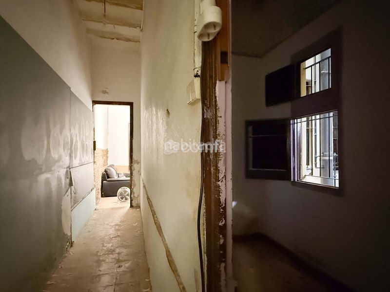 Foto f4d01ed4-65e3-47db-8f5b-e2349593e9ad. Local comercial a Vila de Gràcia Barcelona