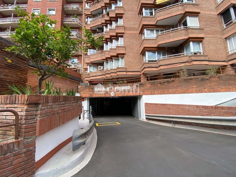 Foto 4d5905f3-cb84-4d20-8c9c-a2a5243e59c2. Posto auto in Putget - Farró Barcelona